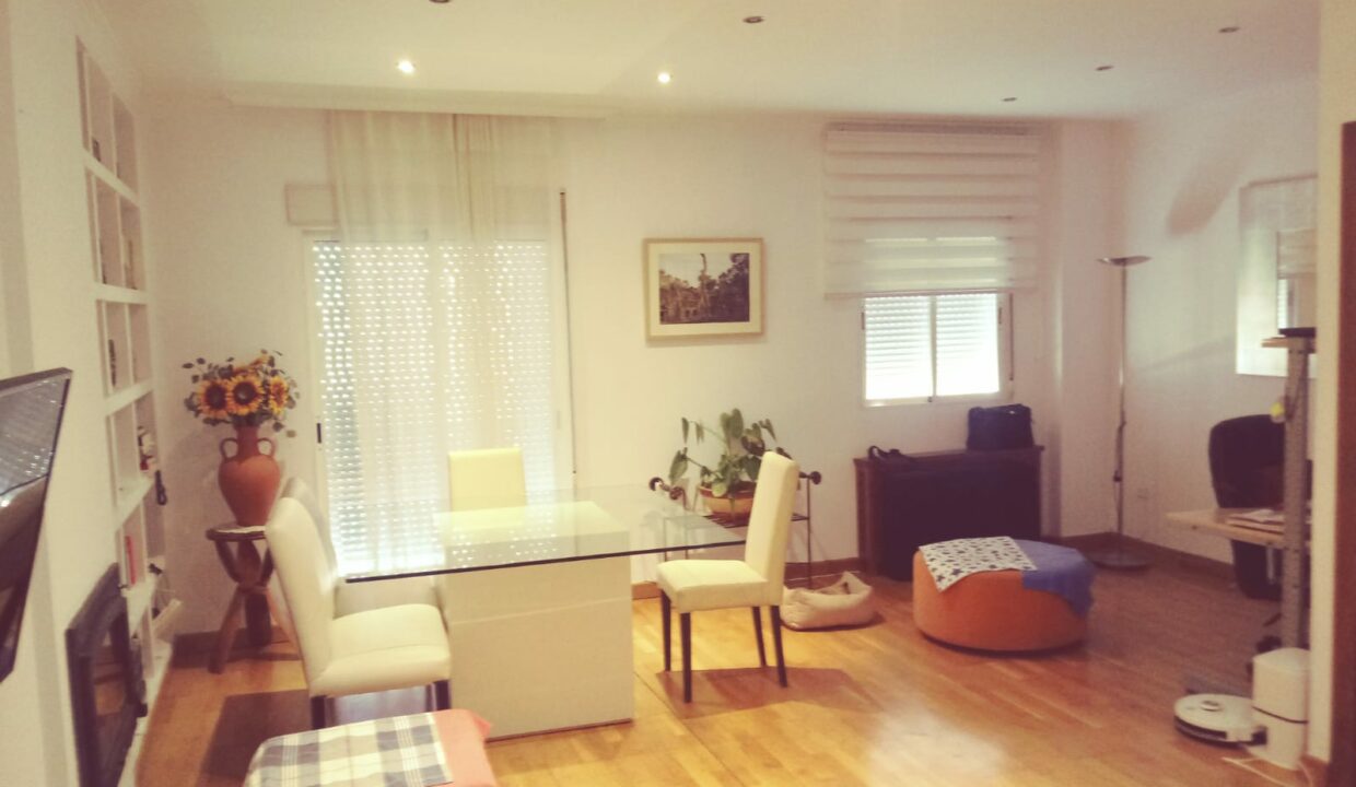 1 SALÓN PV097