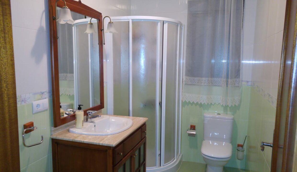 10BAÑO CV040