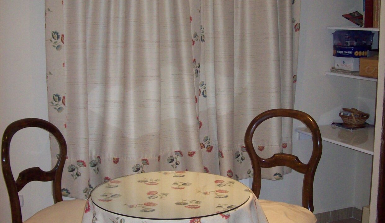 6 HABITACIÓN PV003