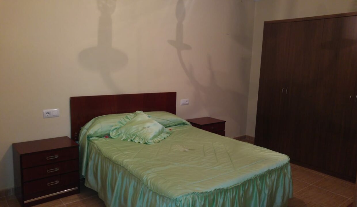 8DORMITORIO CV040