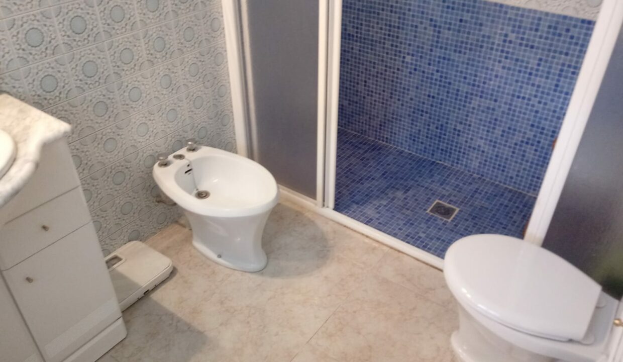 5BAÑO CV034