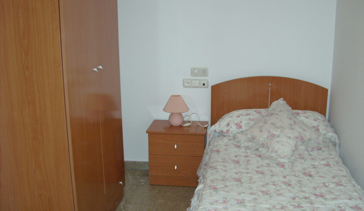 DIGITAL CAMERA