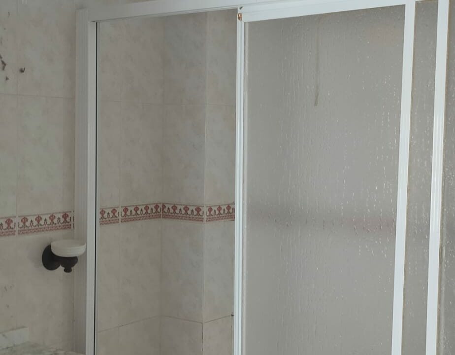 009001000100001XXXXXXXXX9489410101Pbaño